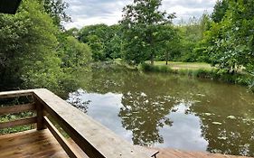 Cackle Hill Lakes, Kingfisher Lodge